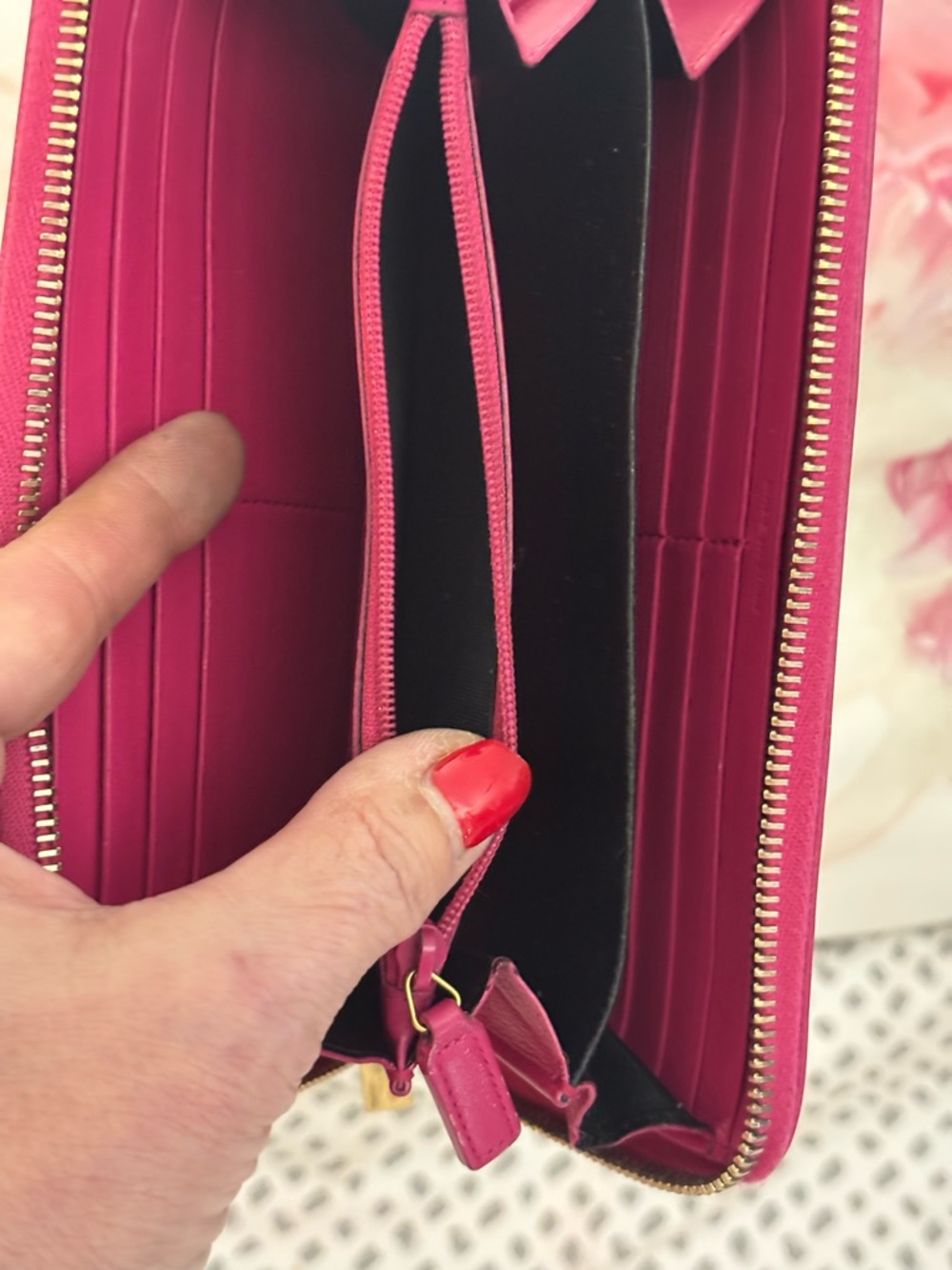 Yves Saint Laurent Fuchsia Leather Clutch with Gold Y Hardware - Picture 9 of 11